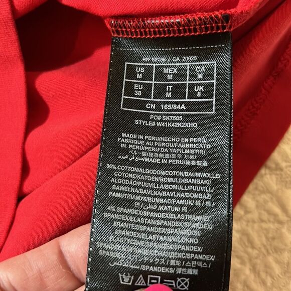 Guess Bodycon Mini Dress. Size Medium - Picture 9 of 9